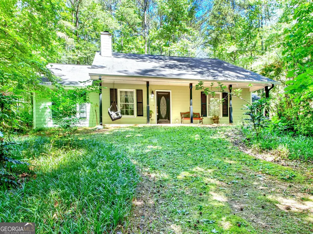 175 Ashley Creek Drive, Newnan