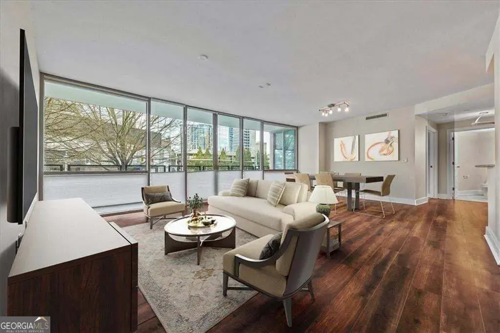 700 Park Regency Place 502, Atlanta