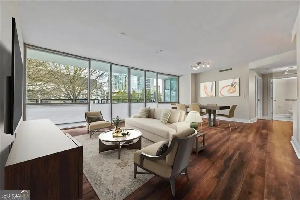 700 Park Regency Place 502, Atlanta
