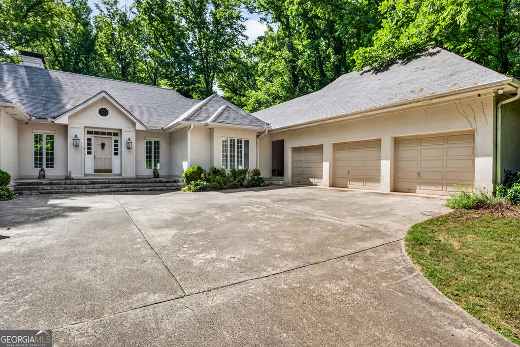 580 Westview Drive, Athens