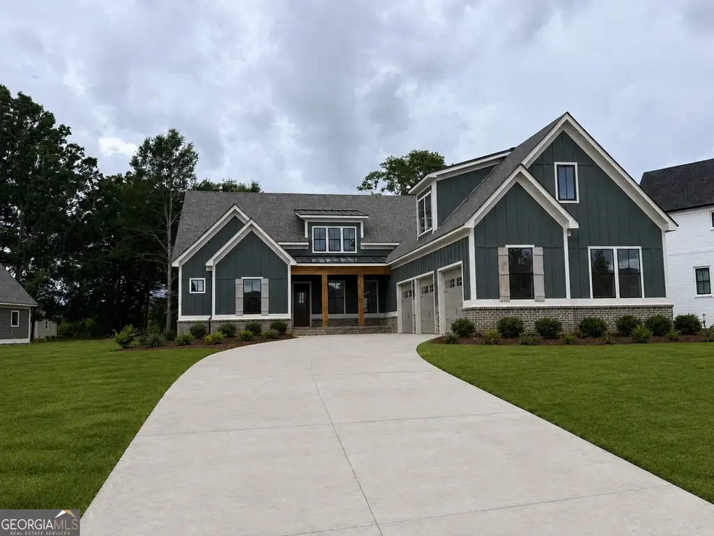 203 Eagles Way, Eatonton