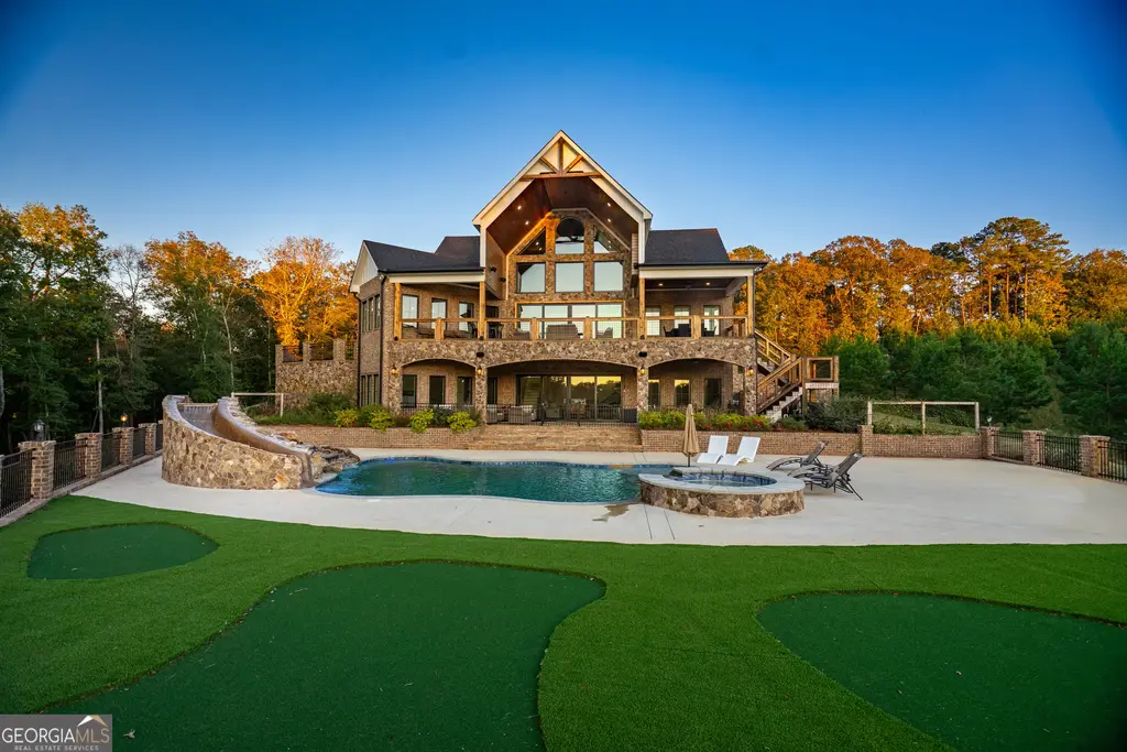4881 Lickskillet Road, Hamilton