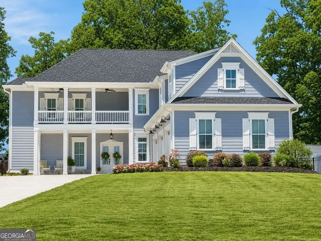 913 Indigo Bunting Road, Statham