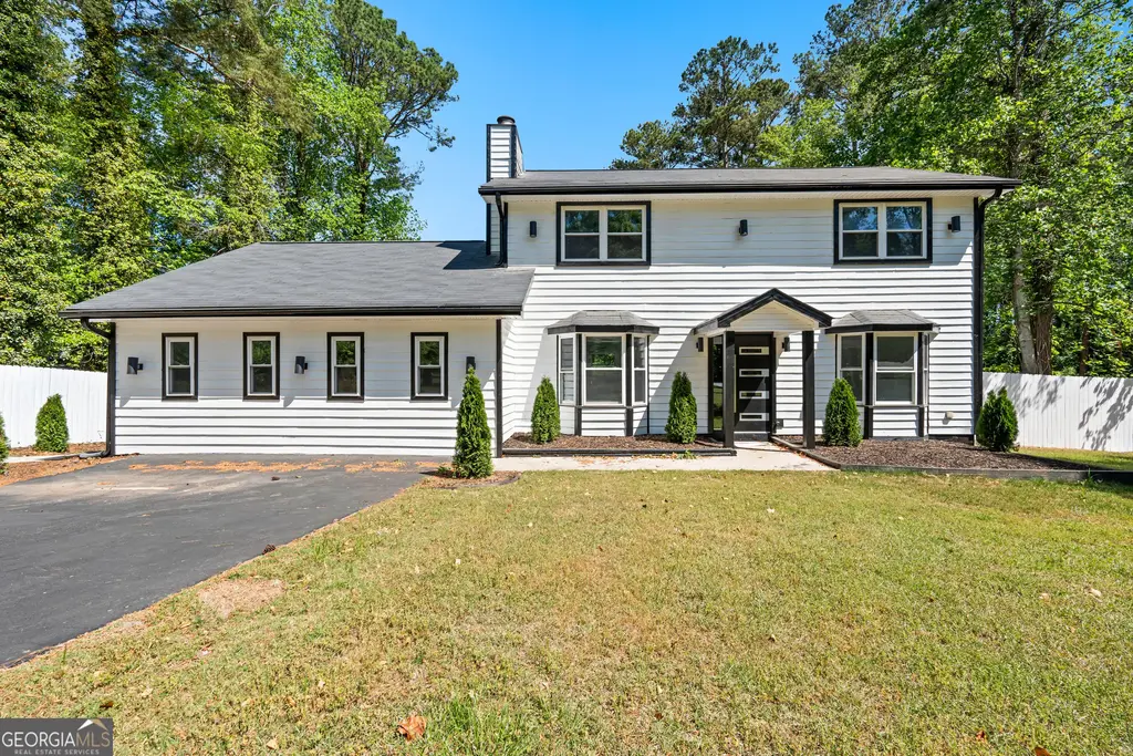 317 Lucan Way, Riverdale