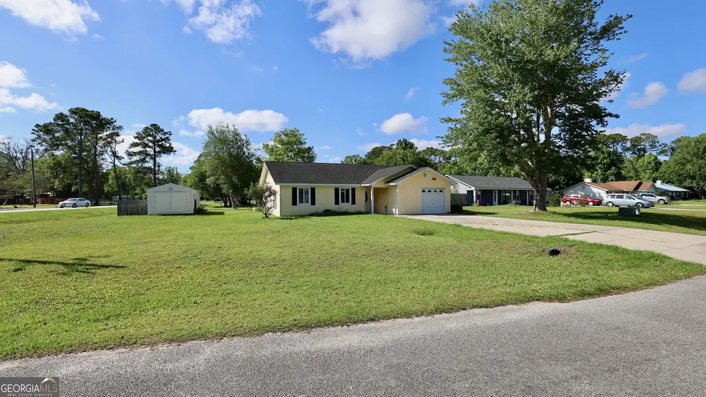 101 Willow Lake Drive, Kingsland