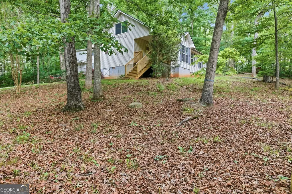 221 Eden Woods, Clarkesville
