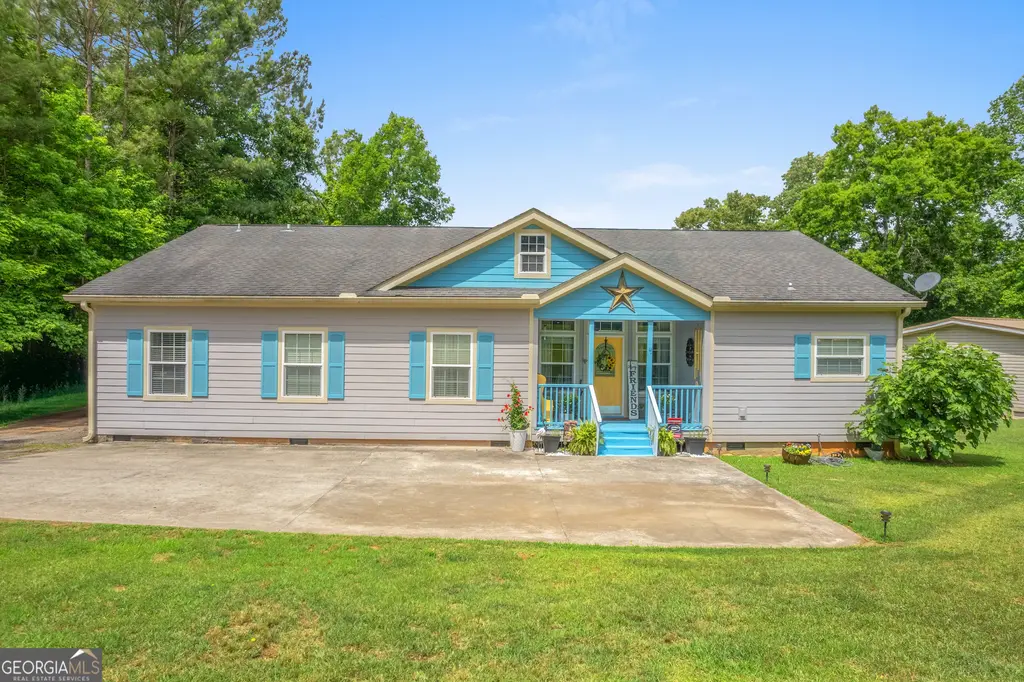 113 Edgewater Drive, Eatonton