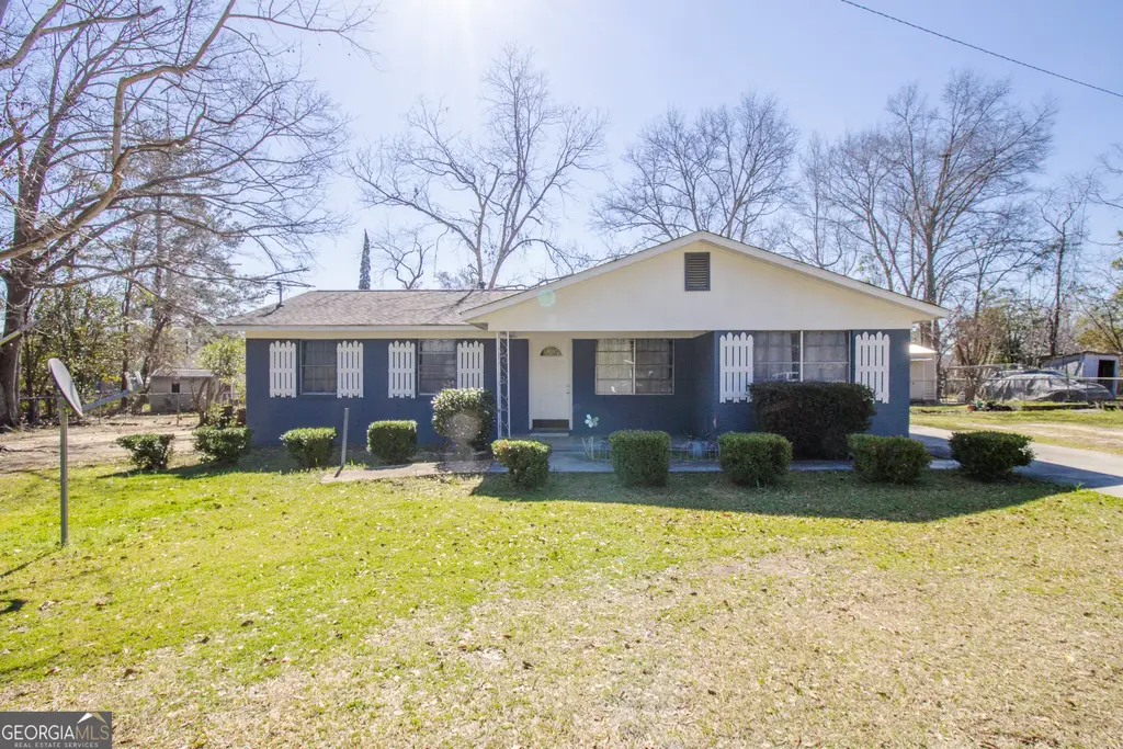 104 President Circle, Statesboro