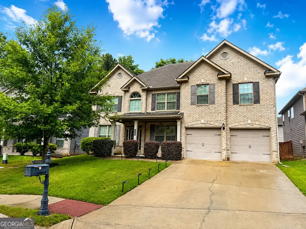 3590 Lynbrook Lane, Loganville