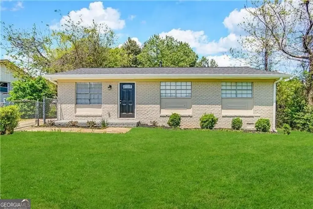 1465 Holcomb Avenue, East Point