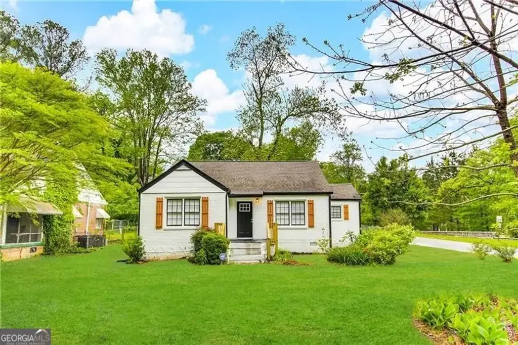 2487 Sylvan Road, East Point