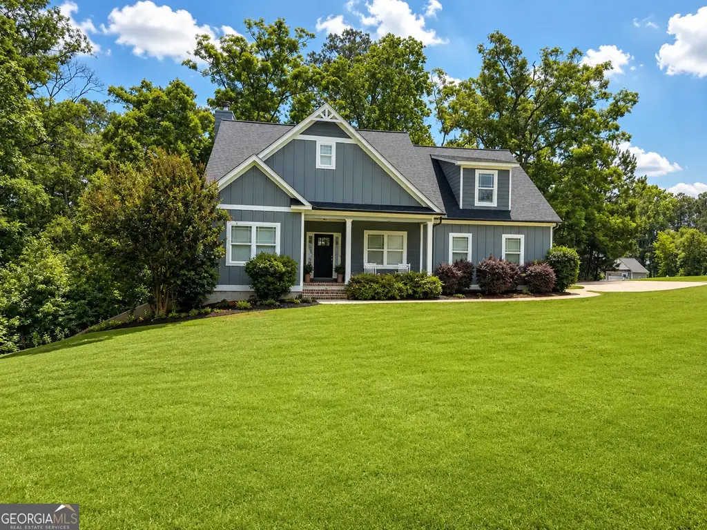 121 Menlo Park Drive, Monticello
