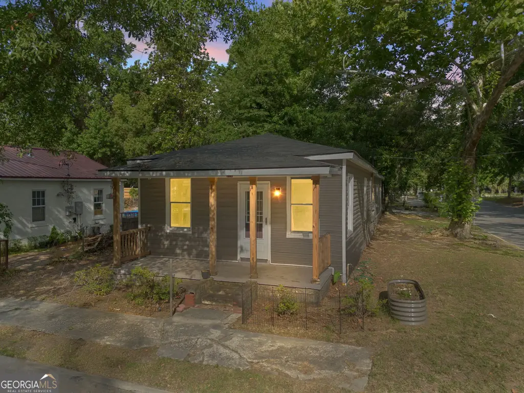 1701 Grove Street, Savannah