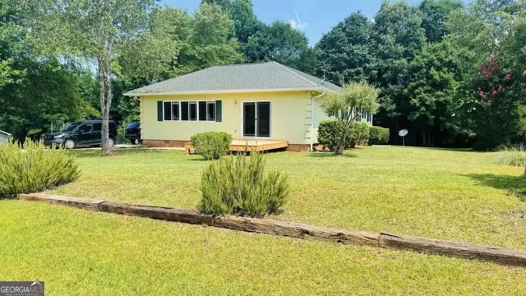 108 Wesley Lane, Eatonton