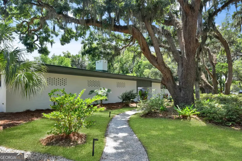 101 Druid Oaks Lane, St. Simons