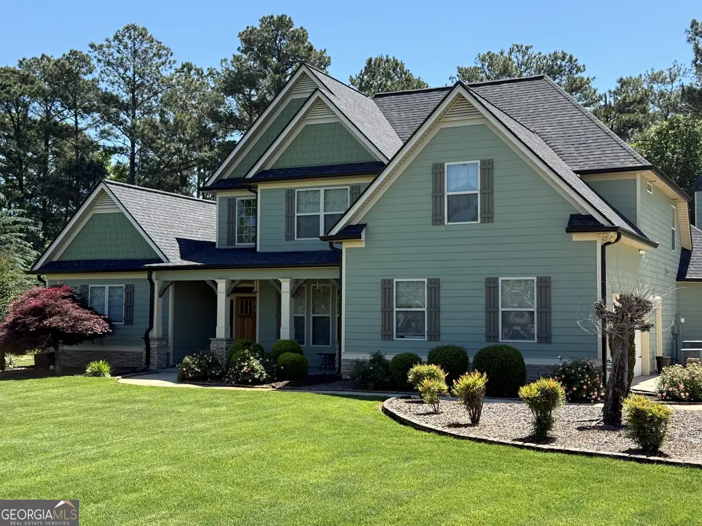 65 Tribune Lane, Sharpsburg