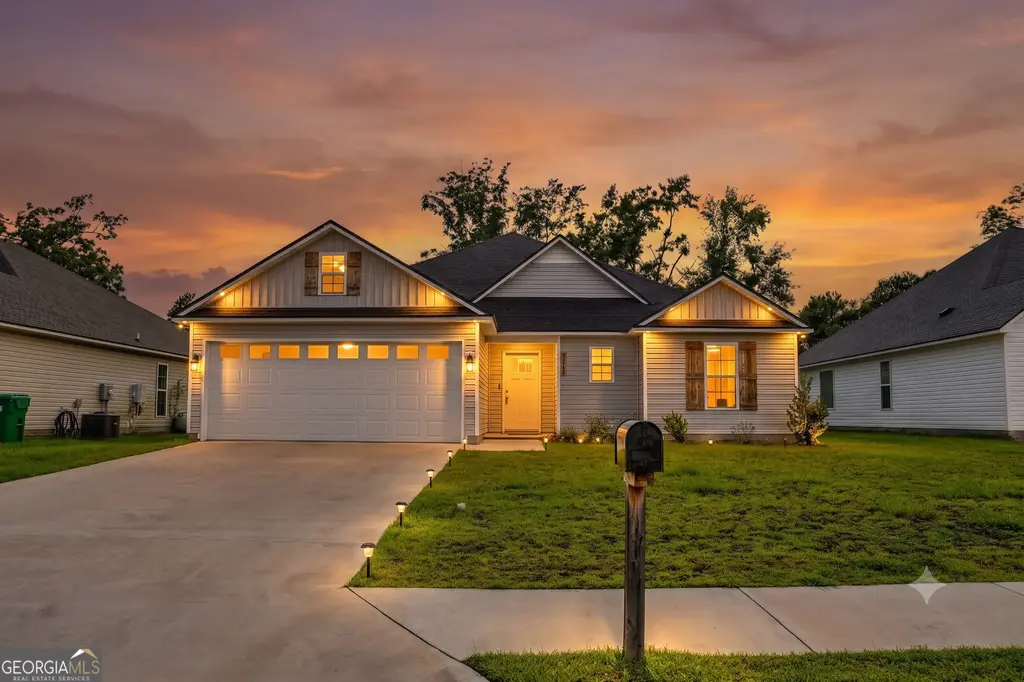 2048 Meadow Cove Drive, Valdosta
