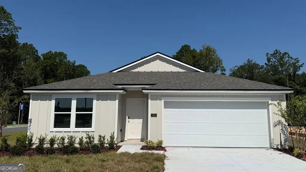 101 Red Oak Court, Kingsland