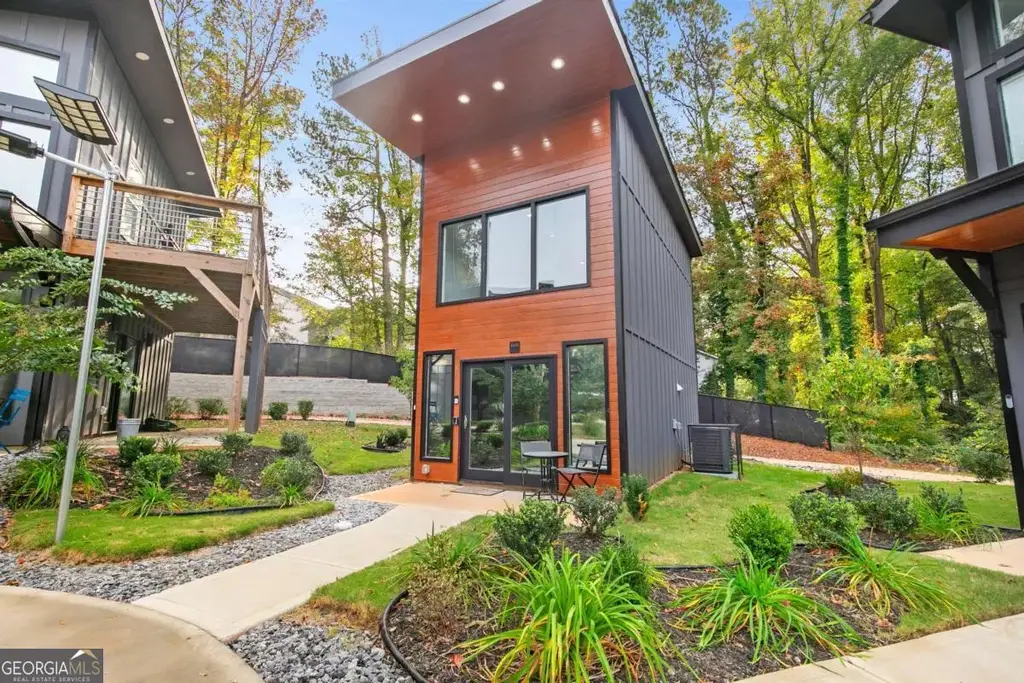 3120 Godby Road 1118, College Park