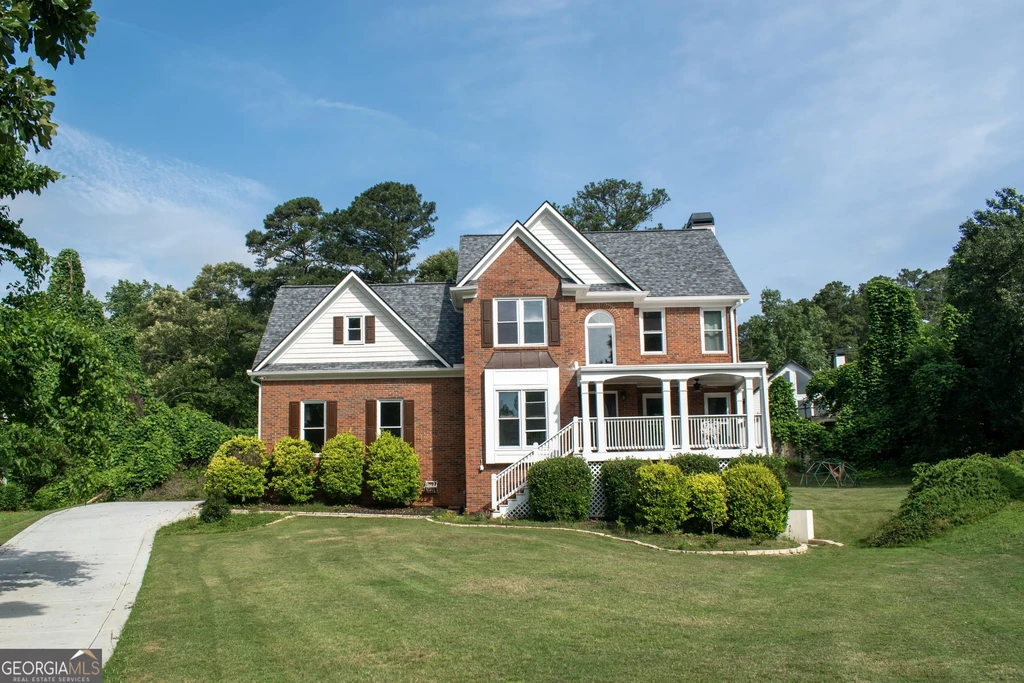 2735 Hanson Court, Cumming