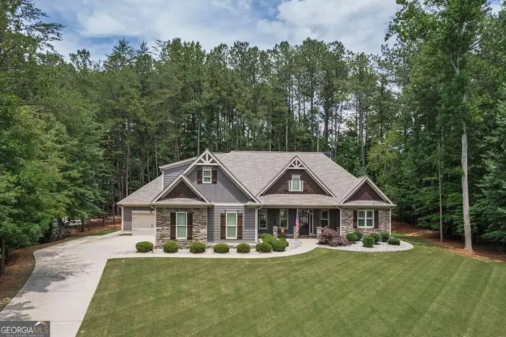 497 Oak Forest Drive, Dawsonville
