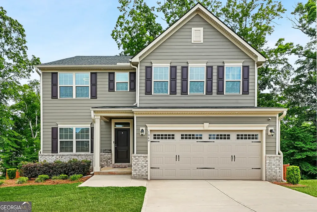 1049 Climbing Rose Way, McDonough