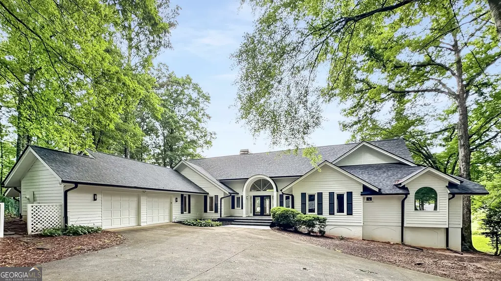 160 Fawn Ridge, Newnan