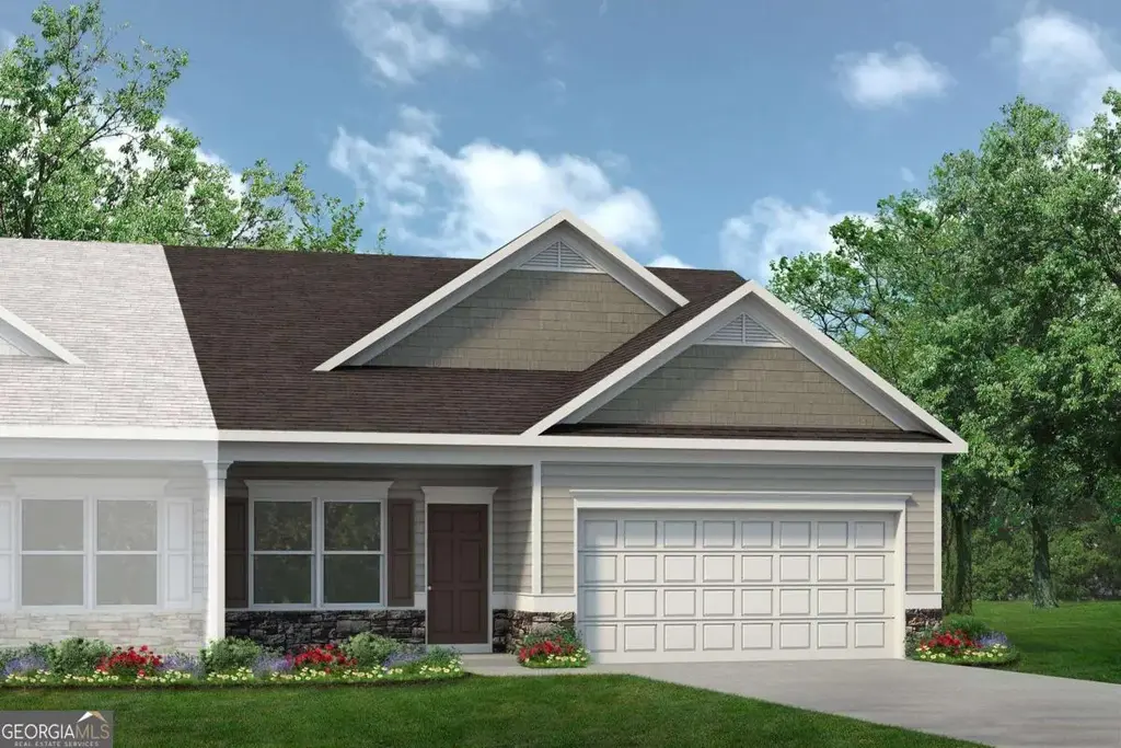 104 Cottage Court 13b, Thomaston