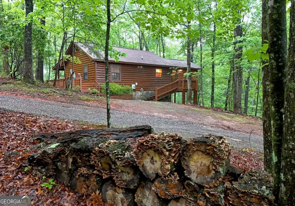 31 Eagle Feather Drive, Cherry Log
