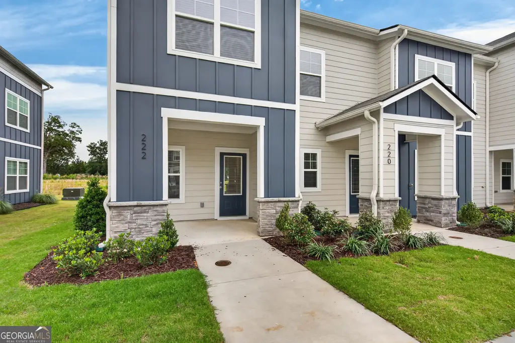 222 Rooker Drive, Lagrange