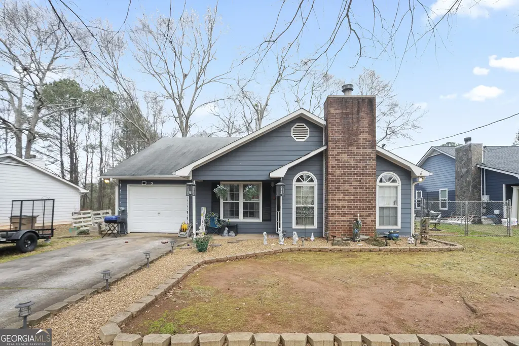 435 Rosehill Drive, McDonough
