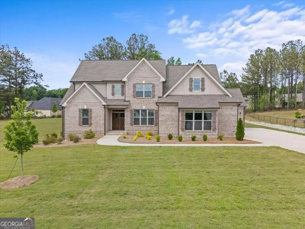 2670 Blazing Star Court, Statham