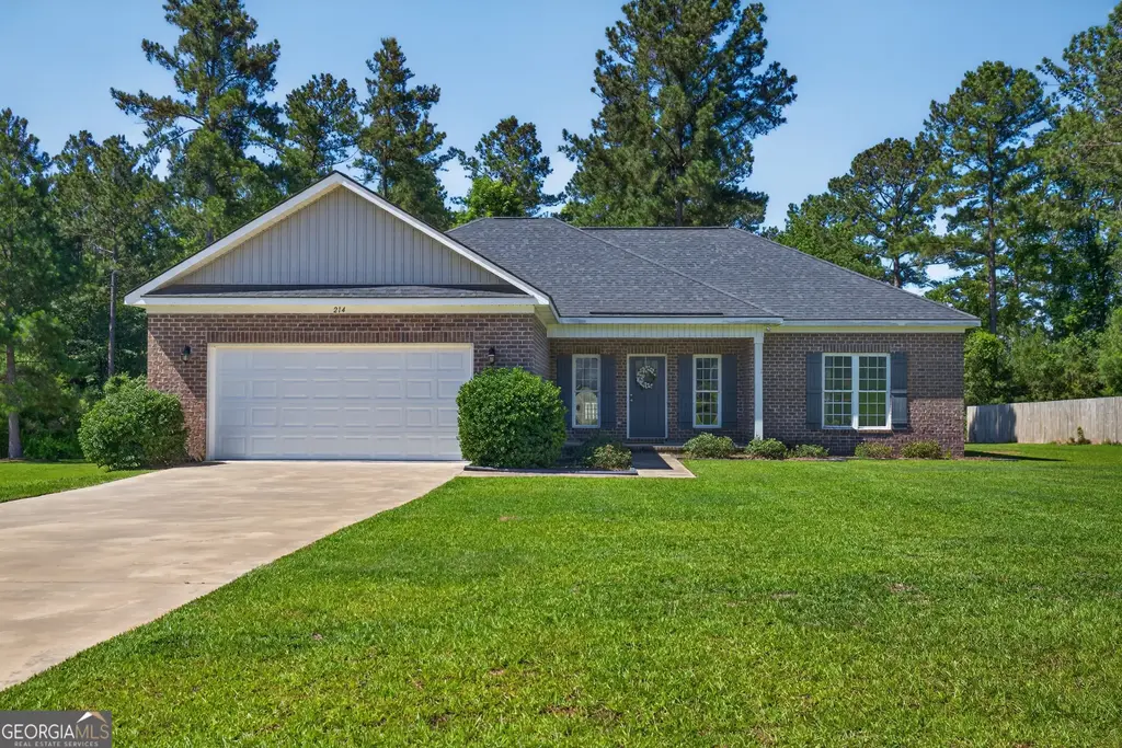 214 Dewpoint Drive, Statesboro
