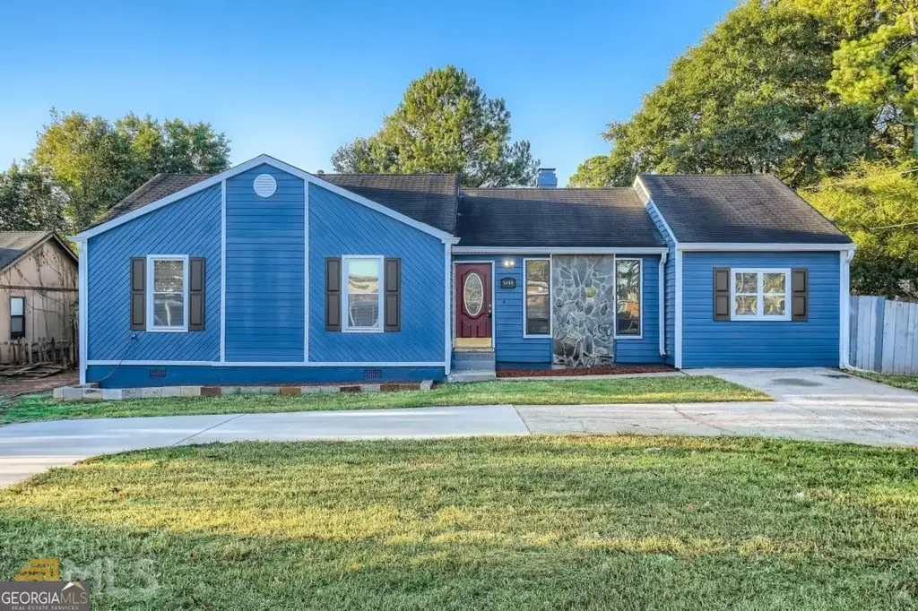 5489 Reynolds Road, Morrow