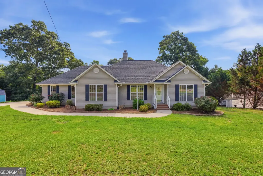 171 Winding Way, Hartwell