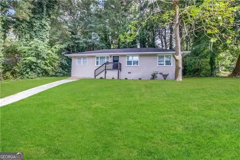 1984 Brenda Drive, Austell