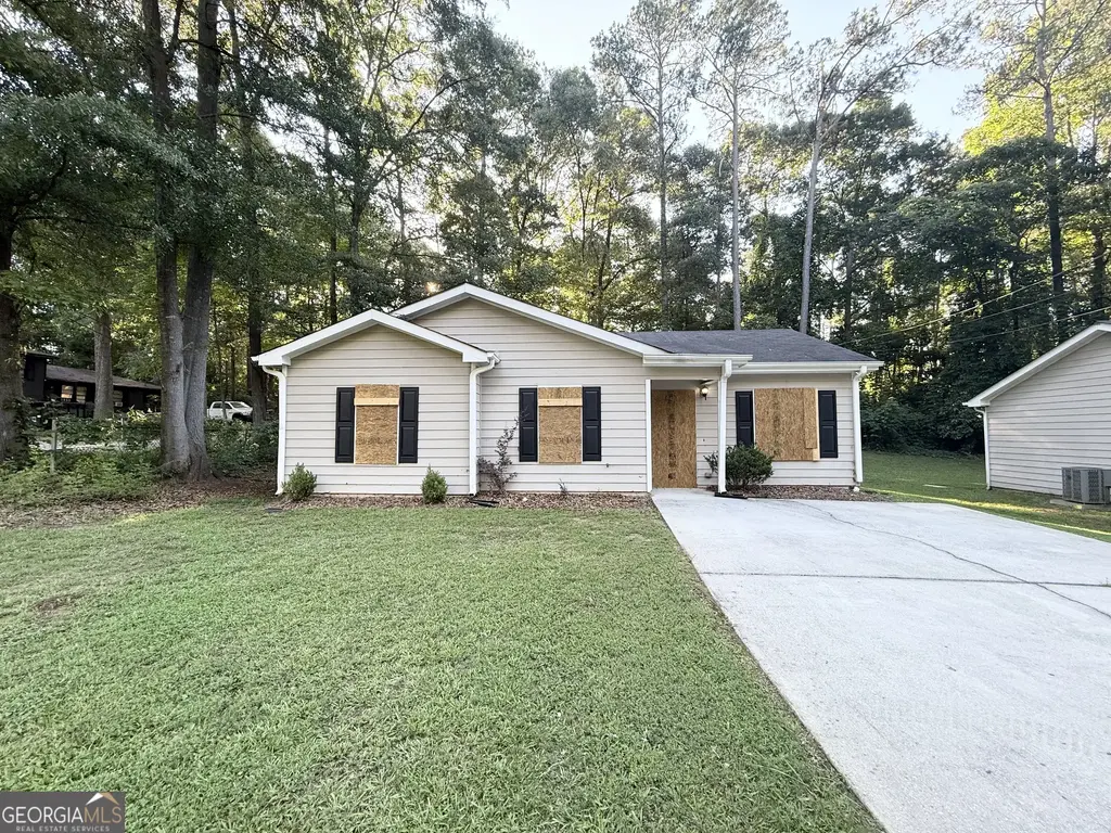 7133 Pineview Drive Sw, Covington
