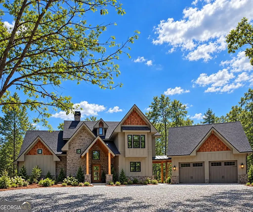 343 Currahee Club Drive, Toccoa