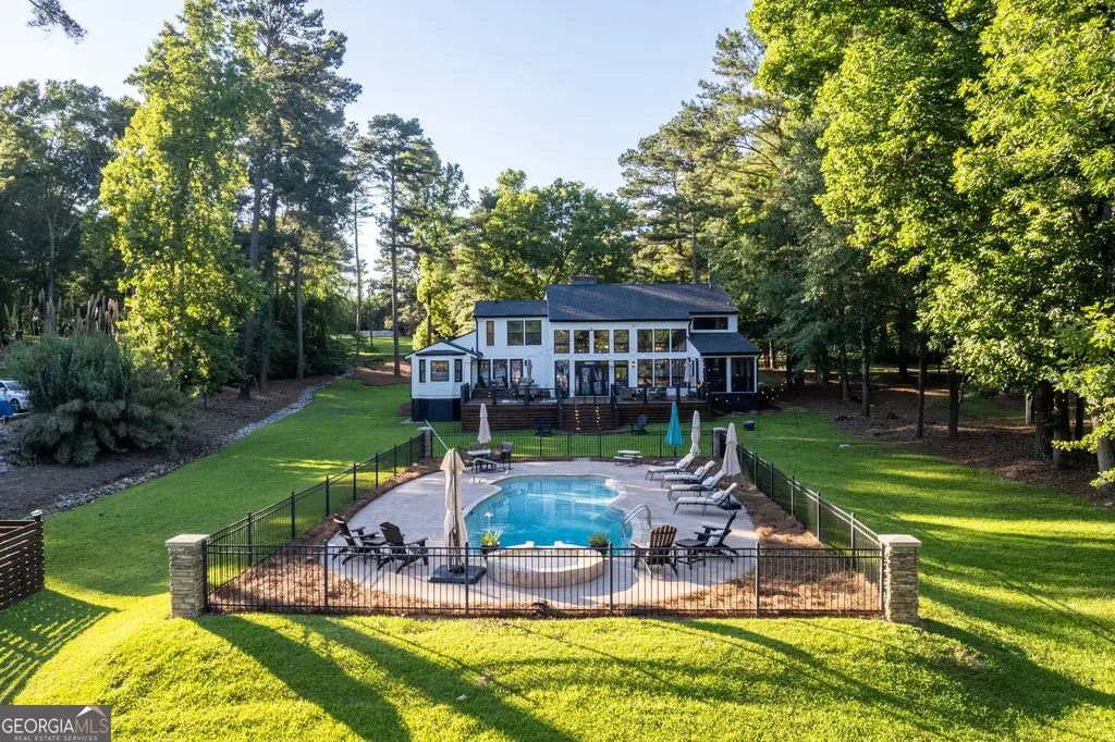 183 Lakecrest Drive, Milledgeville