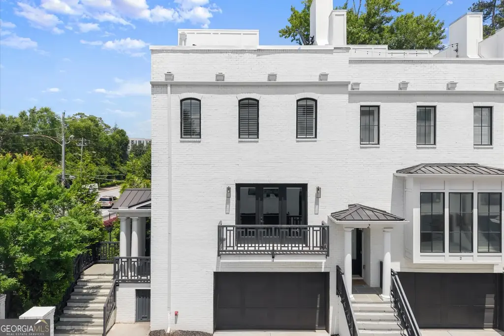3667 Peachtree Road Ne 1, Atlanta