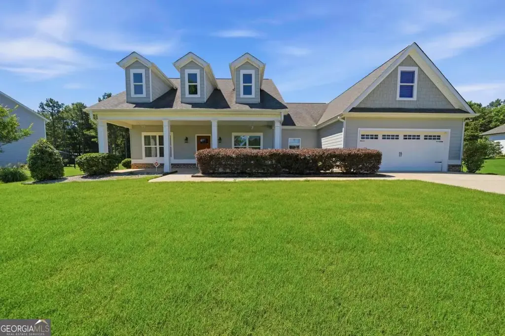 166 Alexander Lakes Drive, Eatonton
