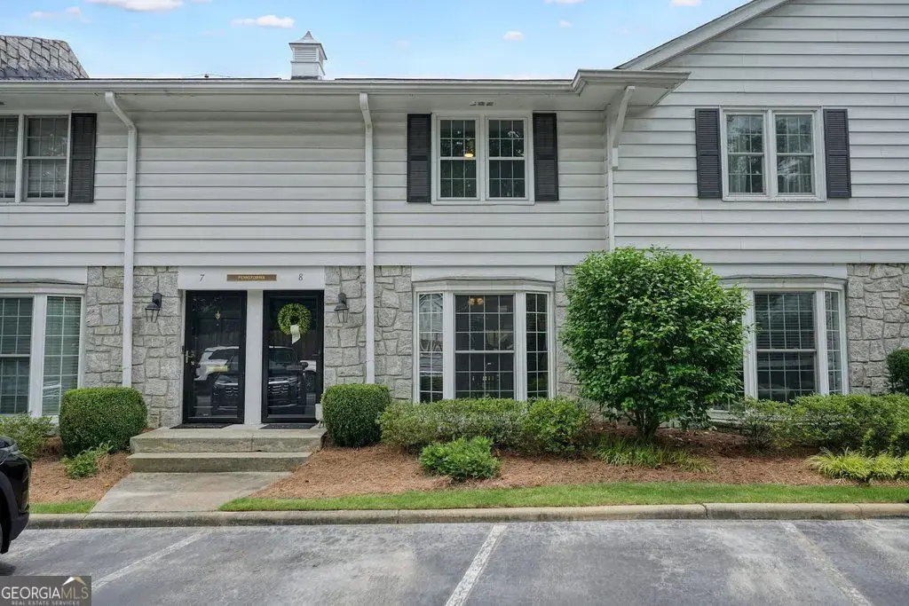 136 Peachtree Memorial Drive Nw Pennsylvania 8, Atlanta