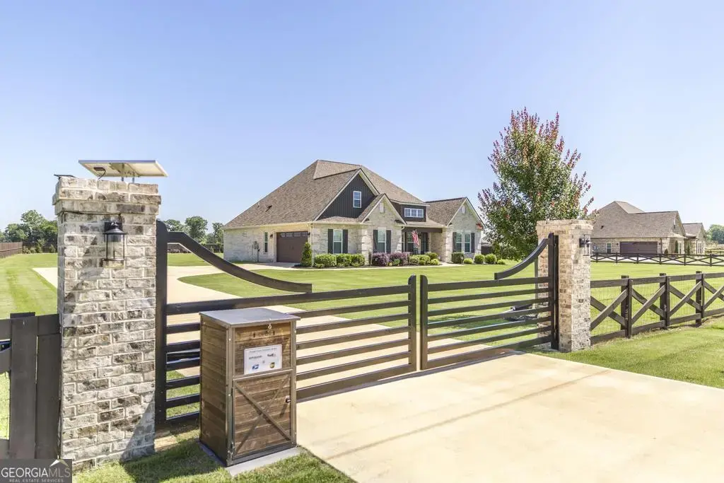 160 Saddlecreek Road, Perry