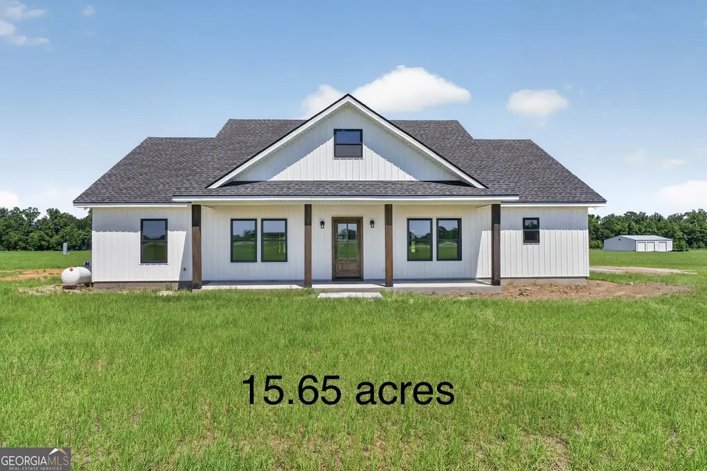 3690 Hwy 121 N, Blackshear