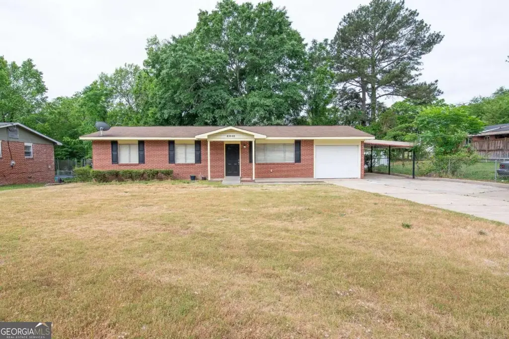 6040 Luna Drive, Columbus