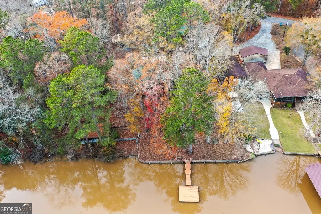 186 Arrow Point Road, Jackson