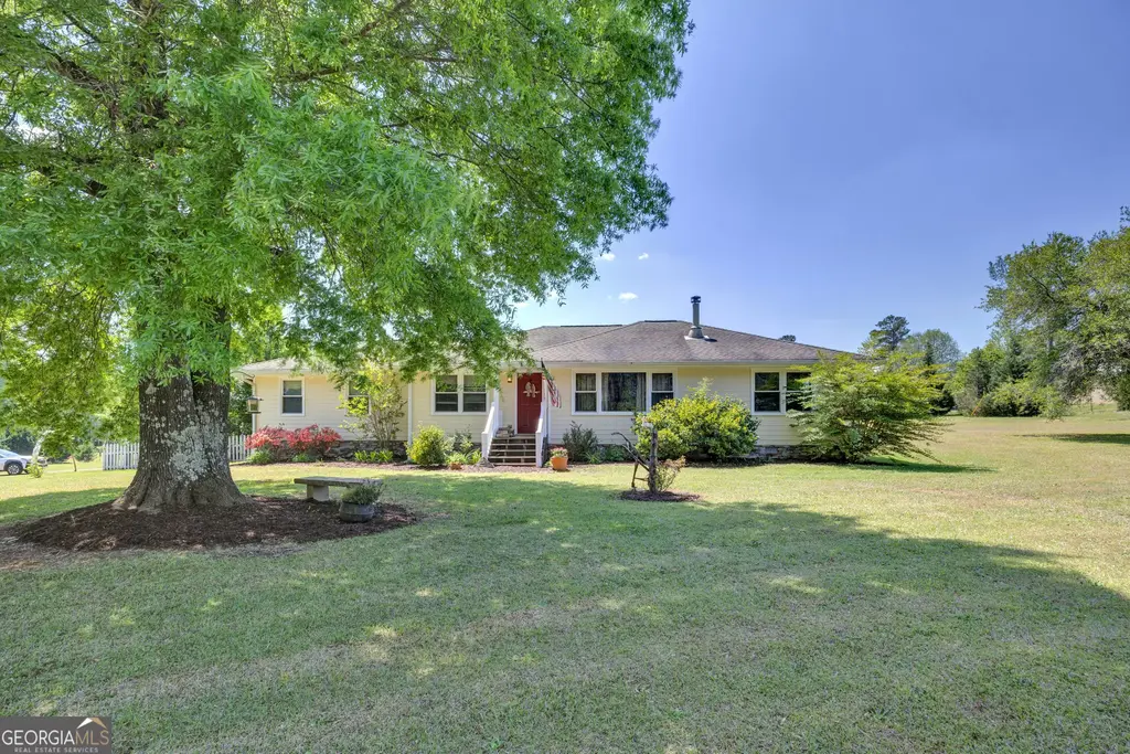 1700 Aqua Road, Madison