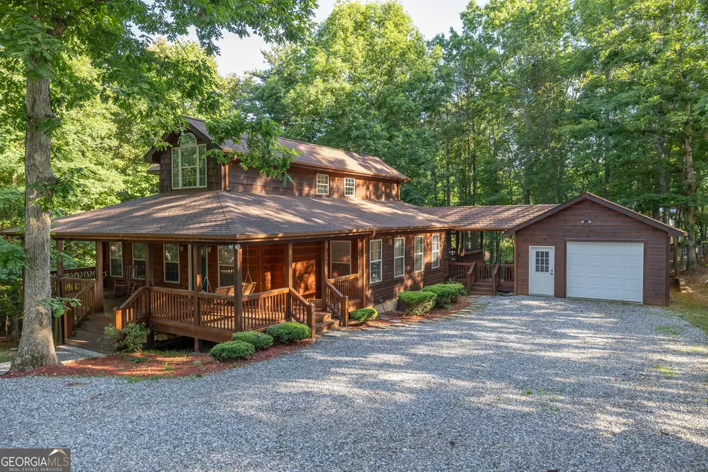 182 Oak Hills Drive, Morganton