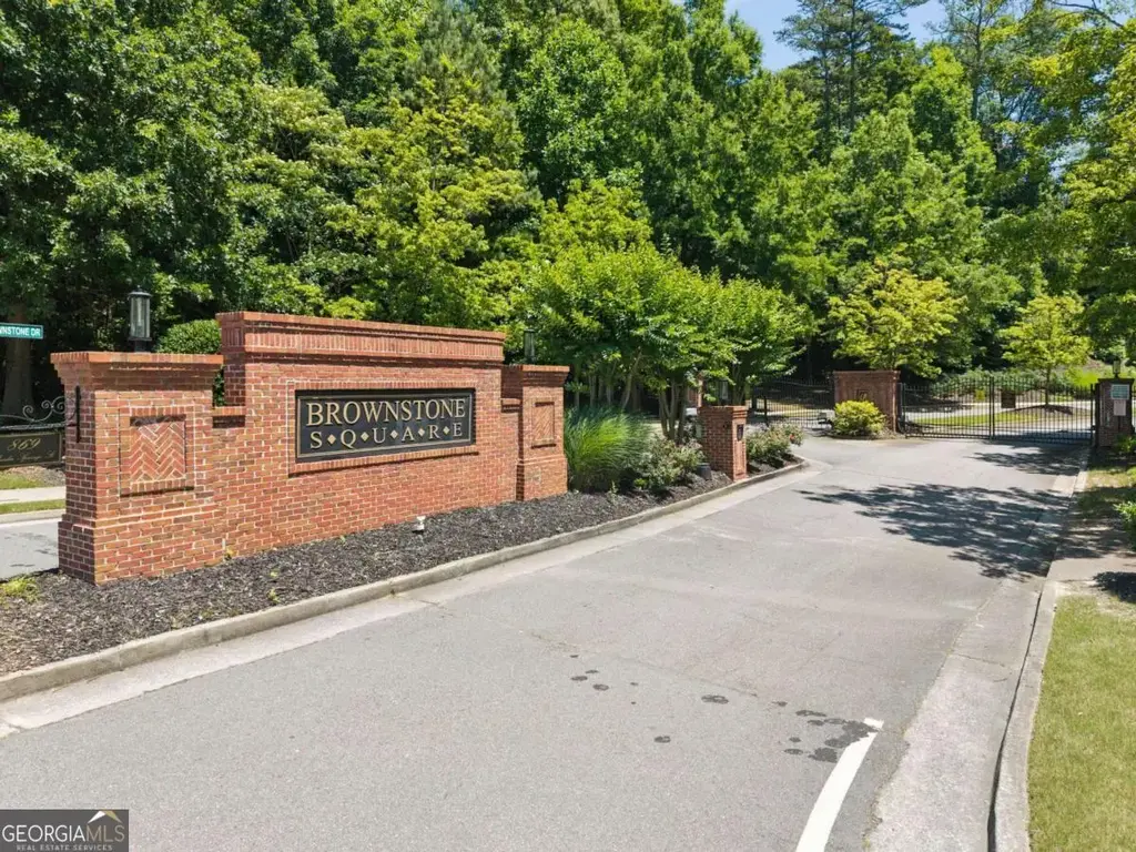 1075 Brownstone Drive 23, Marietta