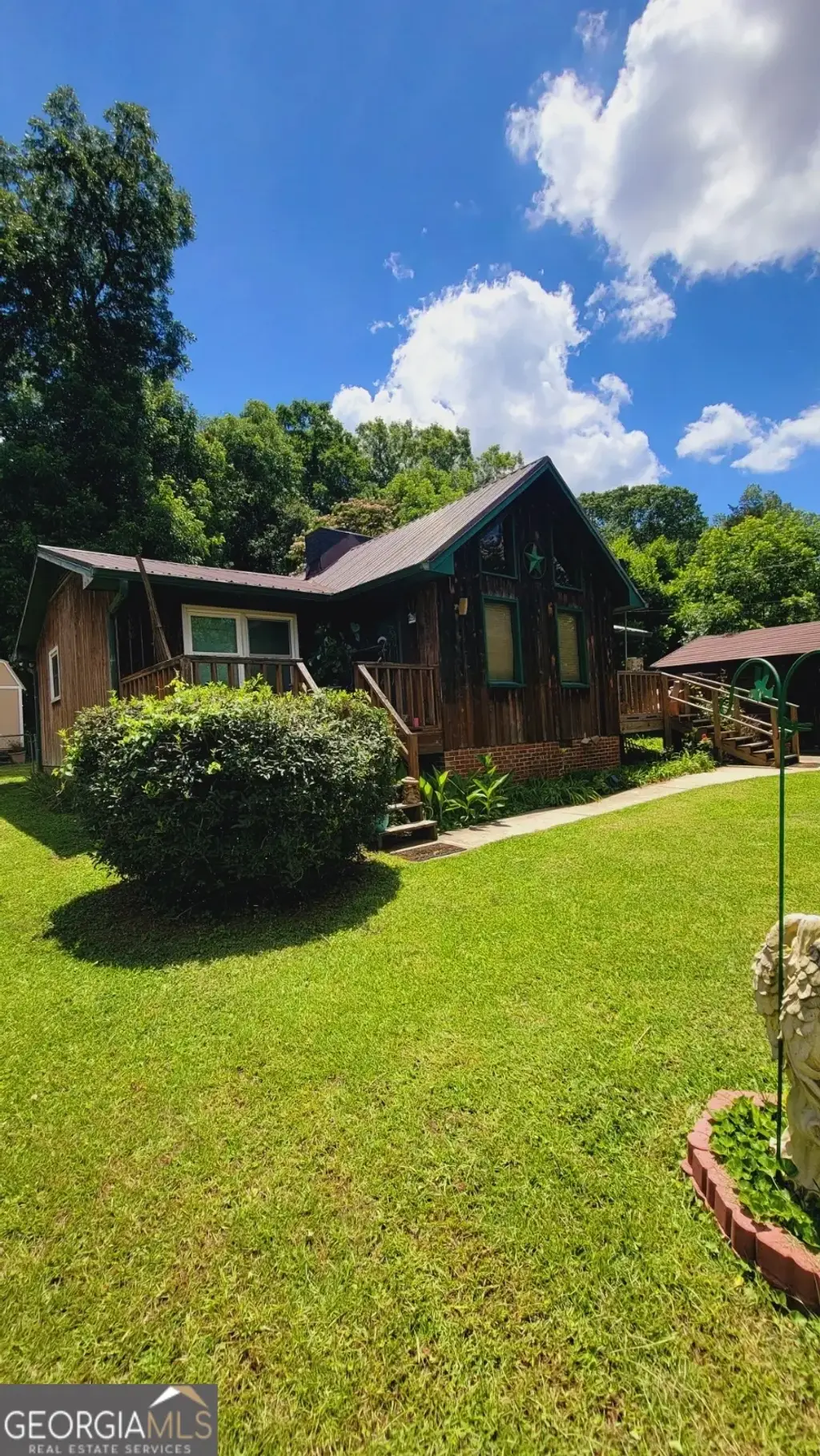 112 Fourth Avenue, Griffin